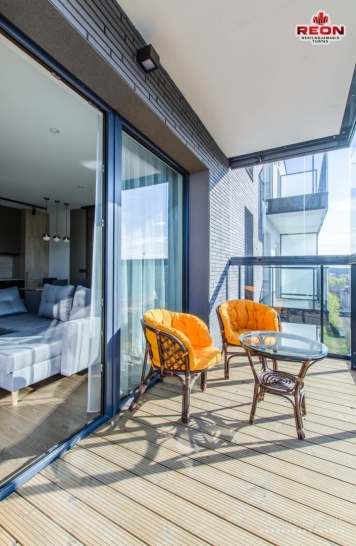 NUOMOJAMAS BUTAS NAUJOS STATYBOS NAME CENTRINĖJE MIESTO DALYJE!