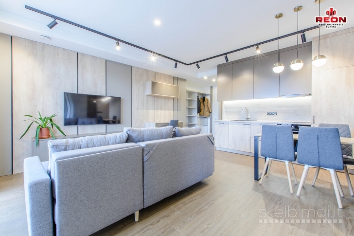 NUOMOJAMAS BUTAS NAUJOS STATYBOS NAME CENTRINĖJE MIESTO DALYJE!