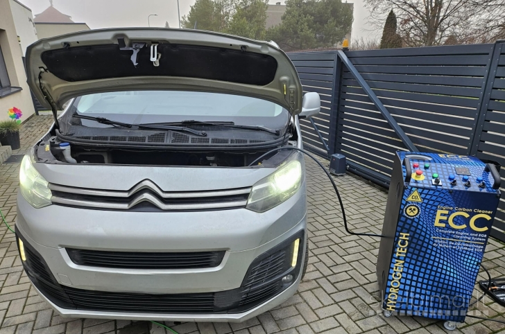 Mobilus variklių dekarbonizavimas ir salono ozonavimas