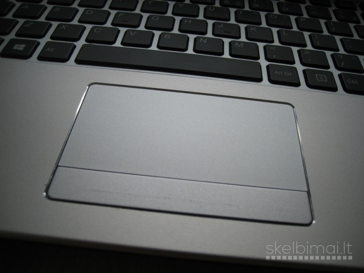 Mažas greitas metalinis 13.0 FHD IPS/ 256GB/ 3 val