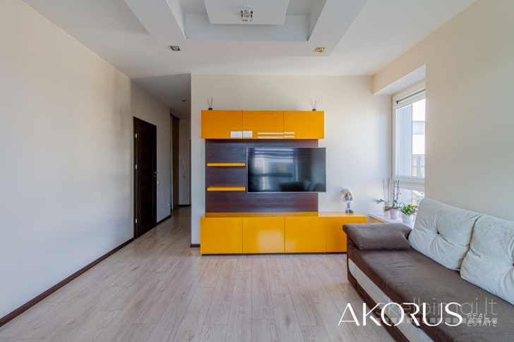 Akorus.lt – šviesus, tvarkingas butas ramioje Vilniaus dalyje