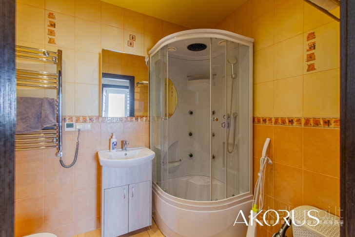 Akorus.lt – šviesus, tvarkingas butas ramioje Vilniaus dalyje