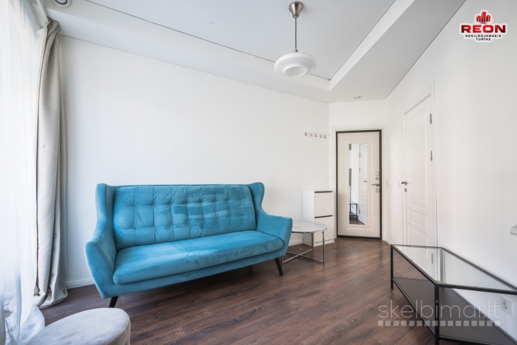 NUOMOJAMAS ŠILTAS, JAUKUS 2 KAMBARIŲ BUTAS 