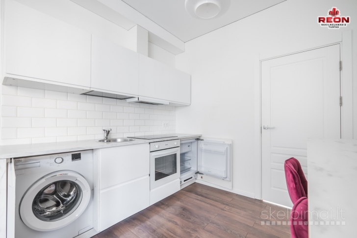 NUOMOJAMAS ŠILTAS, JAUKUS 2 KAMBARIŲ BUTAS 