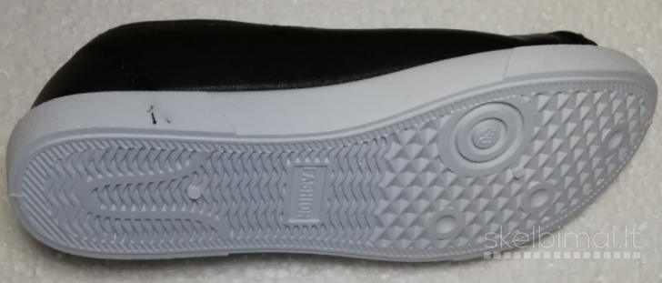 Sportiniai bateliai mergaitėms