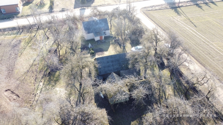 PARDUODAMA SODYBA RAŠČIŲ KM. RASEINIŲ RAJ.