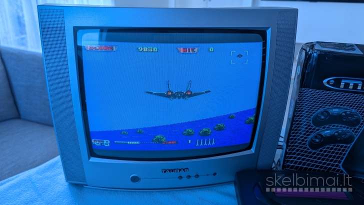Sega Mega Drive II + 7 žaidimai