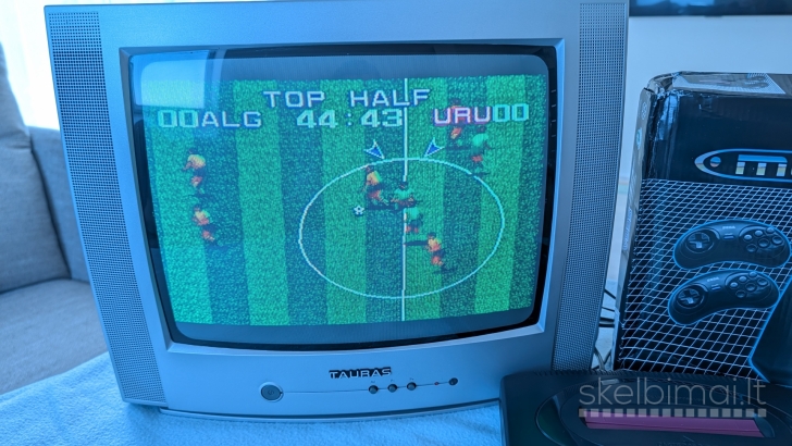 Sega Mega Drive II + 7 žaidimai