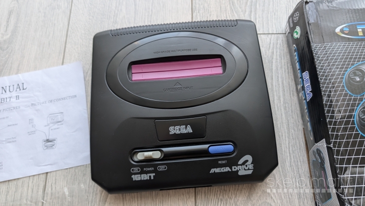 Sega Mega Drive II + 7 žaidimai