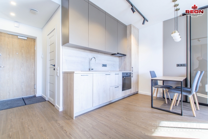 NUOMOJAMAS BUTAS NAUJOS STATYBOS NAME CENTRINĖJE MIESTO DALYJE!