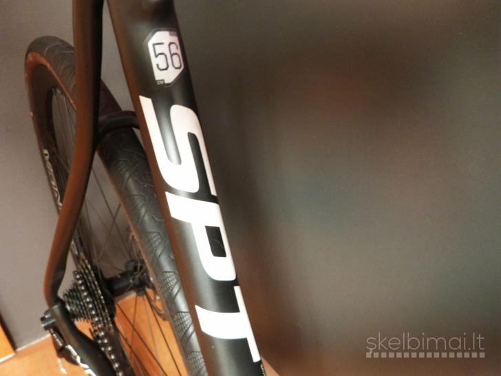 CANNONDALE Synapse Carbon Disc 105 Gravel-Road Bike. 56cm. 22speed. RRP 2500€.