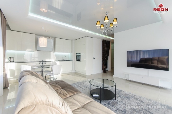  TRIJŲ KAMBARIŲ BUTAS "EGLIŲ TERASOSE" SU VIETA POŽEMINĖJE AIKŠTELĖJE! U