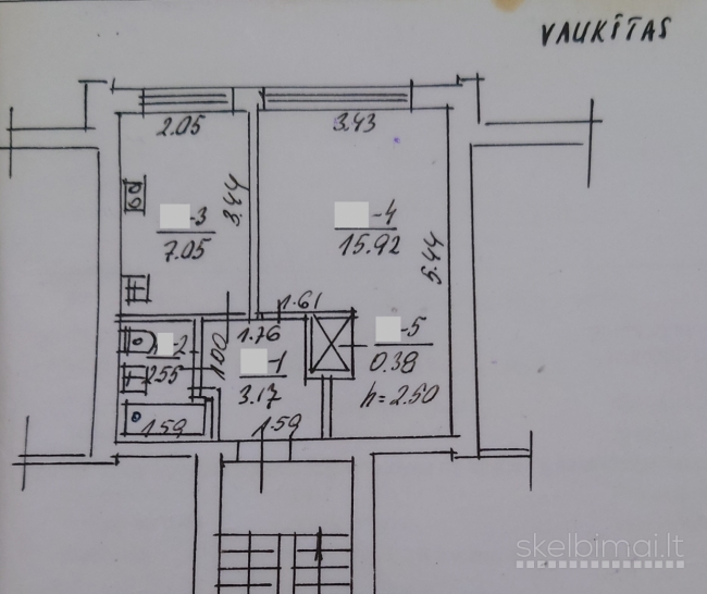 Parduodamas pigiai 1-o kambario butas