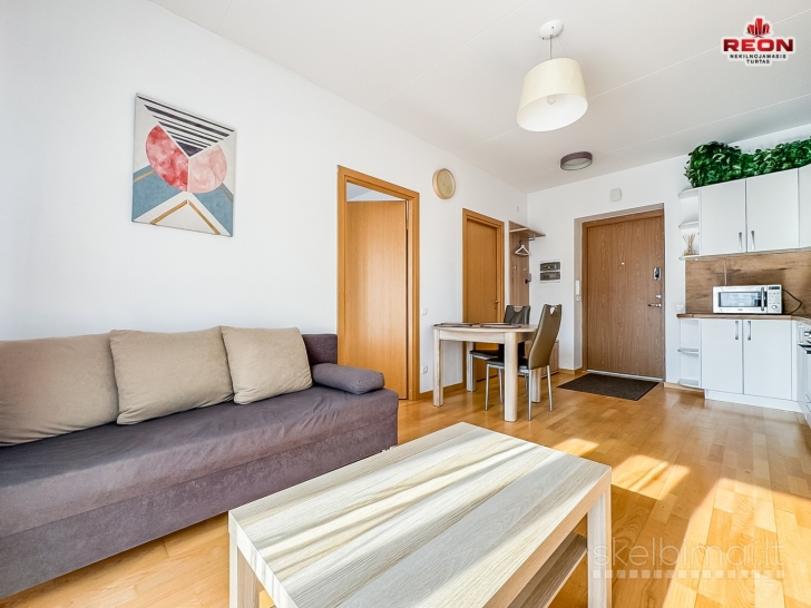 ĮRENGTAS 2 KAMBARIŲ BUTAS PAŠILAIČIUOSE SU AUTONOMINIU ŠILDYMU!