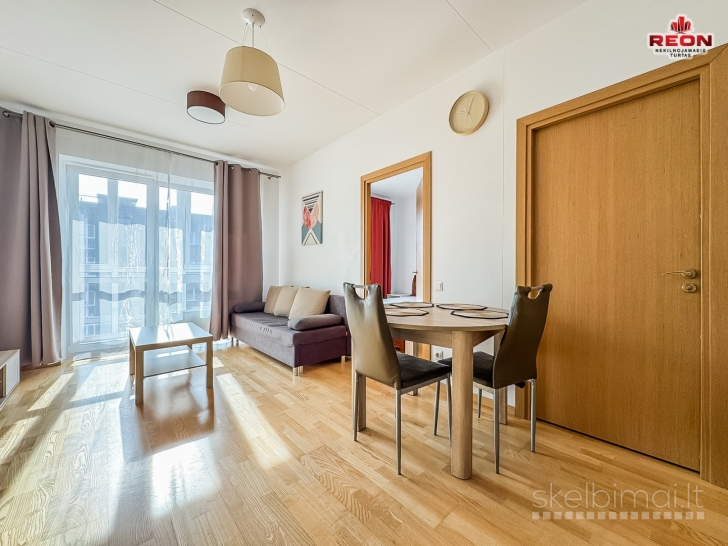 ĮRENGTAS 2 KAMBARIŲ BUTAS PAŠILAIČIUOSE SU AUTONOMINIU ŠILDYMU!