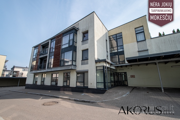 Akorus.lt – tvarkingas butas su erdviu ir aptvertu kiemu