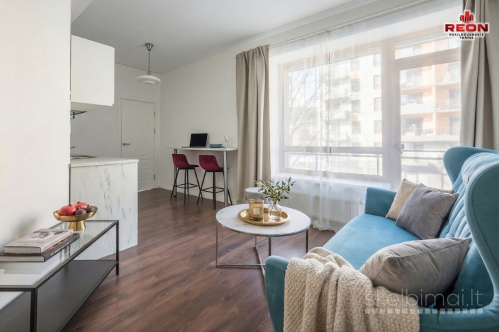 NUOMOJAMAS ŠILTAS, JAUKUS 2 KAMBARIŲ BUTAS 