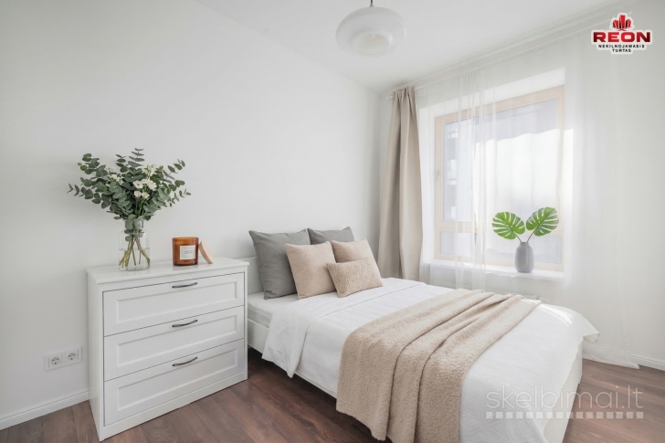 NUOMOJAMAS ŠILTAS, JAUKUS 2 KAMBARIŲ BUTAS 