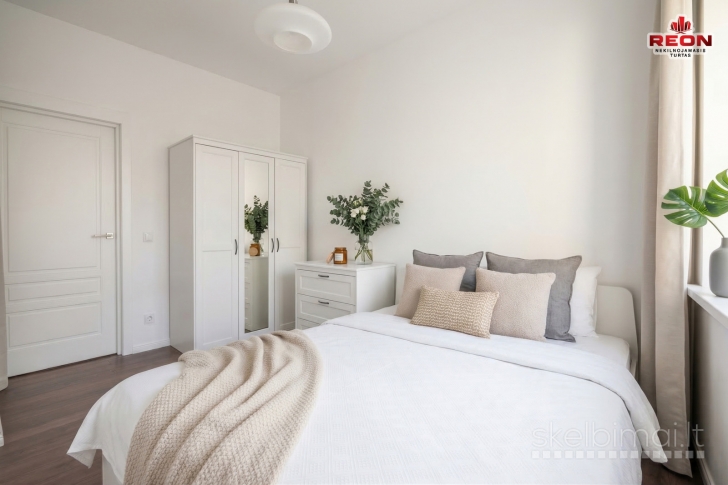 NUOMOJAMAS ŠILTAS, JAUKUS 2 KAMBARIŲ BUTAS 