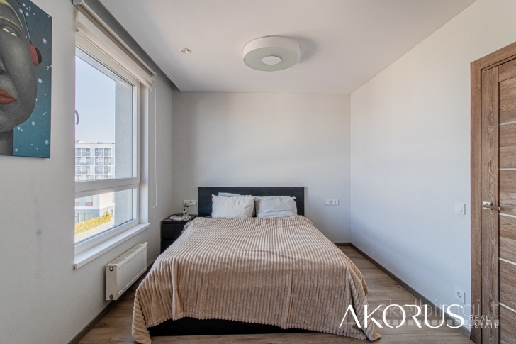 Akorus.lt - tvarkingas butas tylioje miesto dalyje su parkavimo vieta