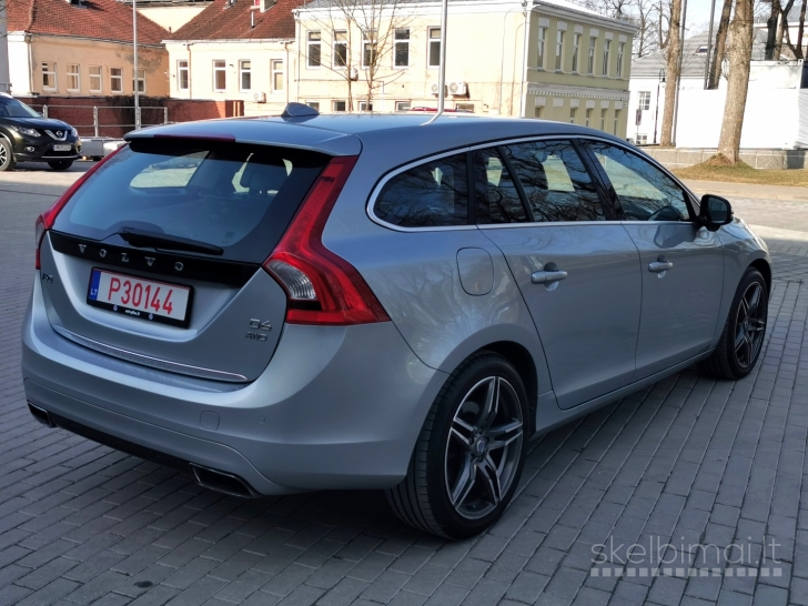 Volvo V60 Hibridas