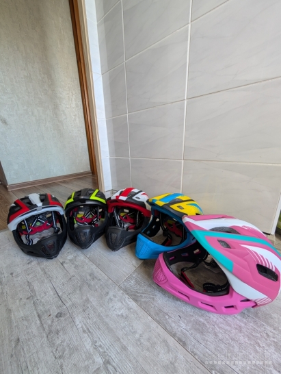 Nauji Vaikiški šalmai ir apsaugos vaikams dviračio moto