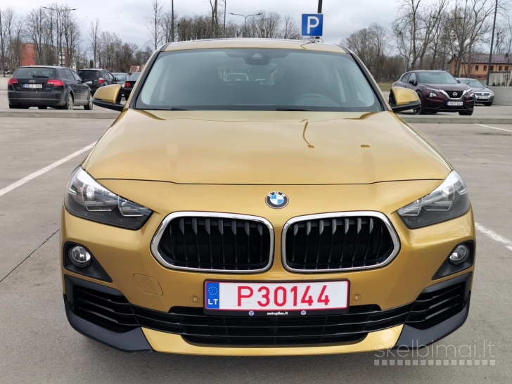 BMW X2
