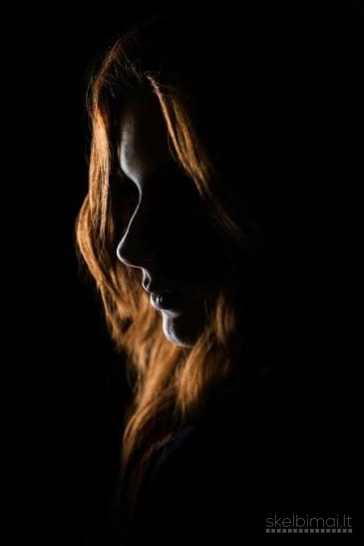 Sveiki ieskau darbo siandien bet kokio esu mergina 