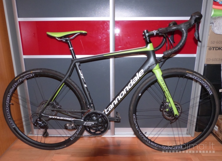 CANNONDALE Synapse Carbon Disc 105 Gravel-Road Bike. 700C. 56cm. 22speed.
