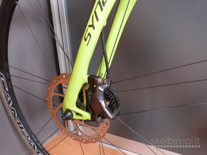 CANNONDALE Synapse Carbon Disc 105 Gravel-Road Bike. 700C. 56cm. 22speed.