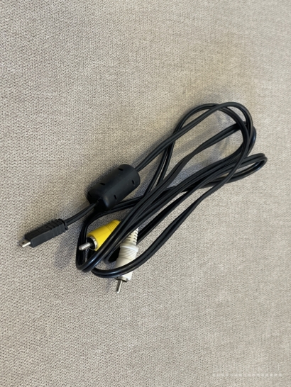 Nikon D3200 fotoaparatas su priedais