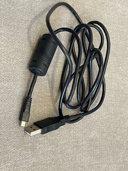 Nikon D3200 fotoaparatas su priedais