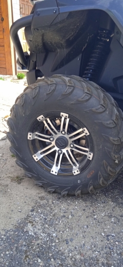 CFMOTO CFORCE 450L, Keturratis motociklas