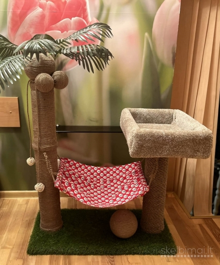 Nauja tvirta draskyklė katėms.