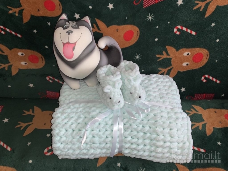 Komplektukai kūdikiams.