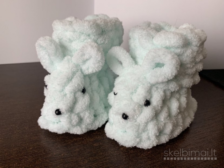 Komplektukai kūdikiams.