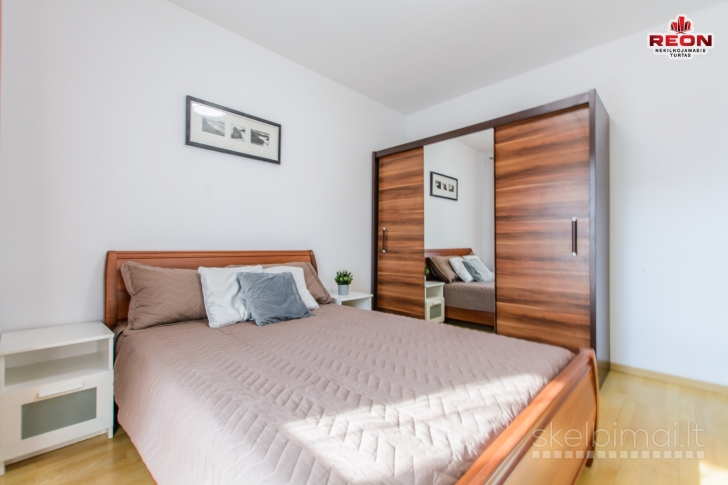 ĮRENGTAS 2 KAMBARIŲ BUTAS PAŠILAIČIUOSE SU AUTONOMINIU ŠILDYMU!