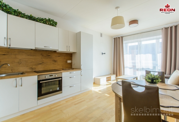 ĮRENGTAS 2 KAMBARIŲ BUTAS PAŠILAIČIUOSE SU AUTONOMINIU ŠILDYMU!