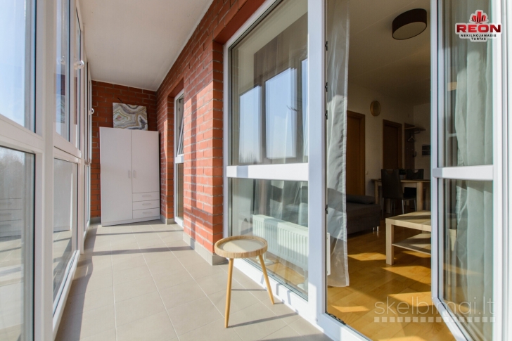 ĮRENGTAS 2 KAMBARIŲ BUTAS PAŠILAIČIUOSE SU AUTONOMINIU ŠILDYMU!