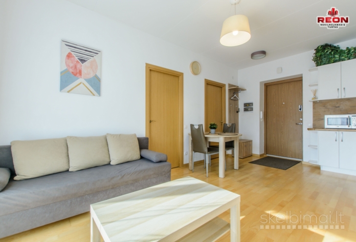 ĮRENGTAS 2 KAMBARIŲ BUTAS PAŠILAIČIUOSE SU AUTONOMINIU ŠILDYMU!