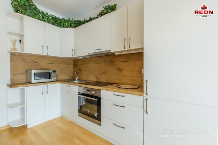 ĮRENGTAS 2 KAMBARIŲ BUTAS PAŠILAIČIUOSE SU AUTONOMINIU ŠILDYMU!