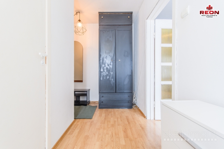 TVARKINGAS 1 KAMBARIO BUTAS ŽIRMŪNUOSE!