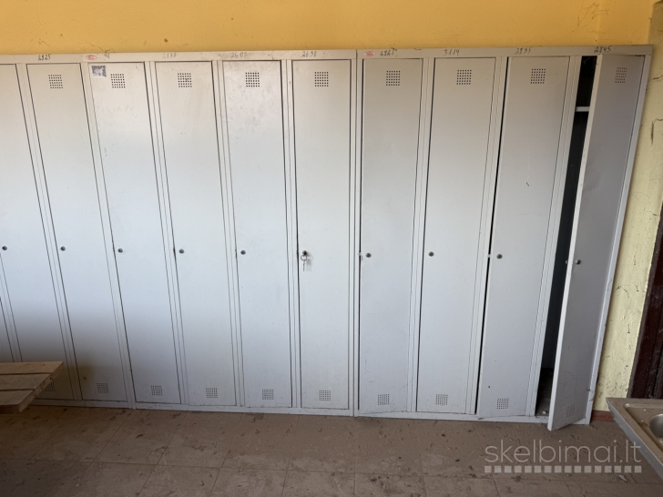 Parduodamas savaeigis juostinis gateris ir kita medienos apdirbimo cecho įranga