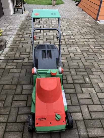 žoliapjovė su ajeratoriumi