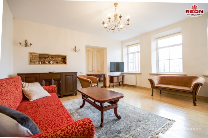 Šviesus ir jaukus 1 kambario butas išskirtinėje Užupio vietoje – Polocko g