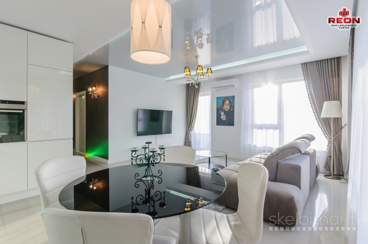  TRIJŲ KAMBARIŲ BUTAS "EGLIŲ TERASOSE" SU VIETA POŽEMINĖJE AIKŠTELĖJE! U