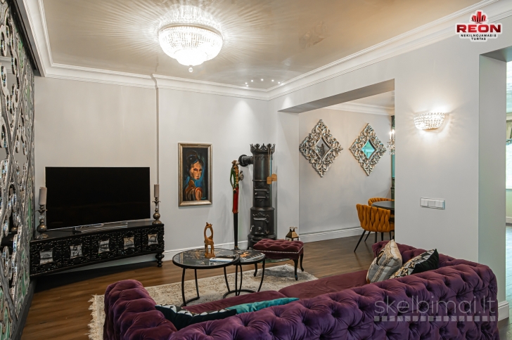 VISIŠKAI NAUJAI ĮRENGTAS 3 KAMBARIŲ BUTAS SU JACUZZI IR VIETA UŽDARAME KIEM