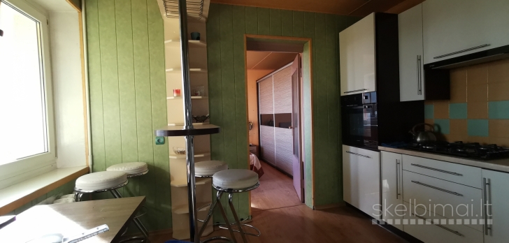 Parduodamas  4 kambarių butas, šeštame aukšte, Kniaudiškių g.46, Panevėžyje.