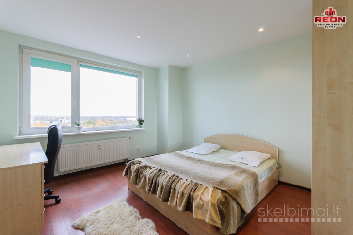 ŠVIESUS 2K BUTAS NAUJOS STATYBOS NAME SU PARKAVIMO VIETA!