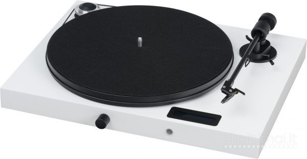 Pro-Ject Juke Box E Patefonas